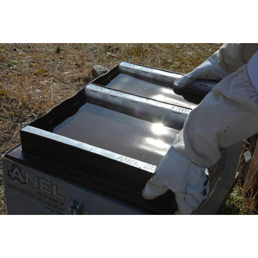 Hranitor cu doua compartimente, 4+3 Kg, pentru 10 rame Dadant