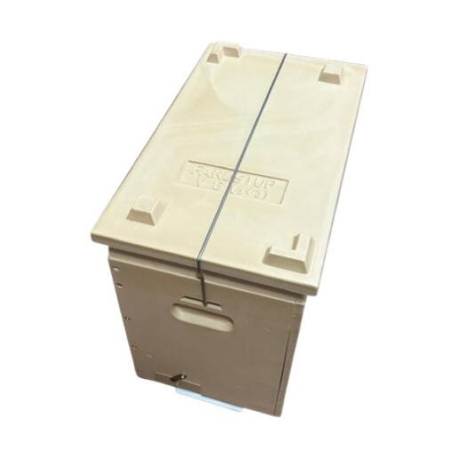 Stup 6 rame, din poliuretan, cu soclu antivarroa, corp Dadant 1/1, perete interior despartitor, hranitor simplu si capac, model V6 - FAROSTUP