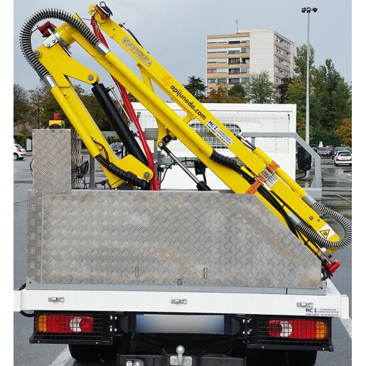 Macara pentru încărcarea și descărcarea stupilor AJ2006H – configurație completă cu extensie hidraulică și FLEXI Gripper