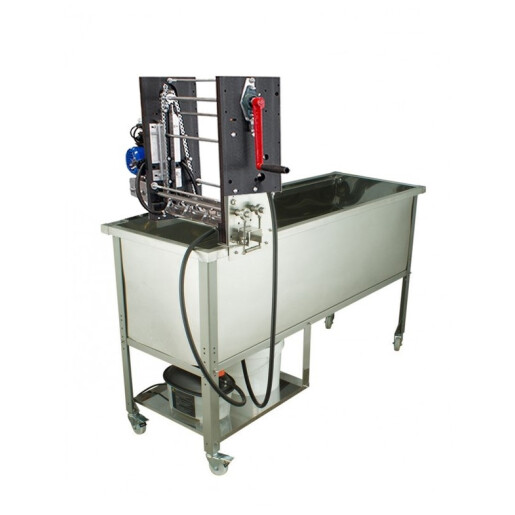 Mașină semiautomată pentru descăpăcit rame Dadant – alimentare manuală, cuțite vibrante încălzite cu abur, 230V, masă de descăpăcire 1500 mm – Lyson