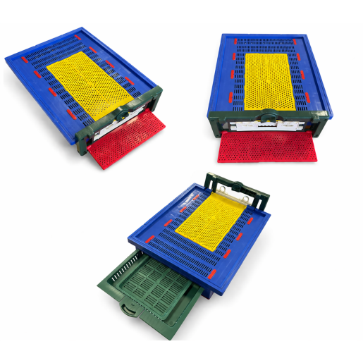 Soclu (fund stup) din plastic 490 x 420 mm pentru 10 rame, cu colector de polen integrat, antivarroa și urdiniș cu grilă antișoareci