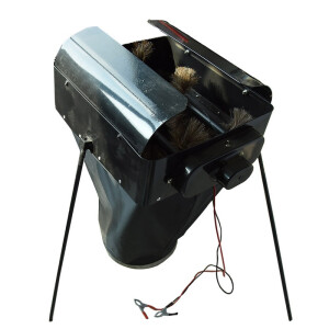 Dispozitiv electric pentru periat albinele de pe rame, cu motor de 150W, 12V 