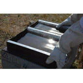Hranitor cu doua compartimente, 4+3 Kg, pentru 10 rame Dadant