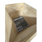 Stup din lemn de brad pentru 10 rame Dadant 1/1 si 3/4 – cu fund din lemn cu plasă antivarooa cu plasă zincată, cuib 1/1, două corpuri 3/4, podișor și capac cu tablă zincată