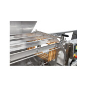 Linie de extractie automata Premium, 40 de rame, melc pentru capaceala, banda de rulare 2.1 m