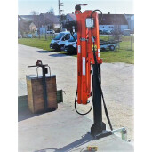 Macara apicola, lungime 3 m, inaltime 2 m, greutate la varf 100 kg si ridicare butoi 300 kg la mijloc
