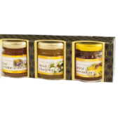 Cutie decorativa, fara maner, pentru 3 borcane de 35 ml.