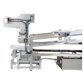 Linie profesională de extracție a mierii LYSON Professional Premium Line W20951_P3 – 40 rame, descăpăcitor PREMIUM, melc profesional pentru căpăceală 100 kg/oră, sistem automat electric pentru transferul ramelor – 230V