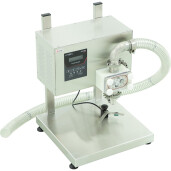 Dozator de miere cu rotite de angrenare si stand
