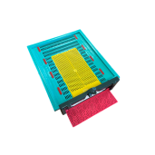 Soclu (fund stup) din plastic 490 x 420 mm pentru 10 rame, cu colector de polen integrat, antivarroa și urdiniș cu grilă antișoareci